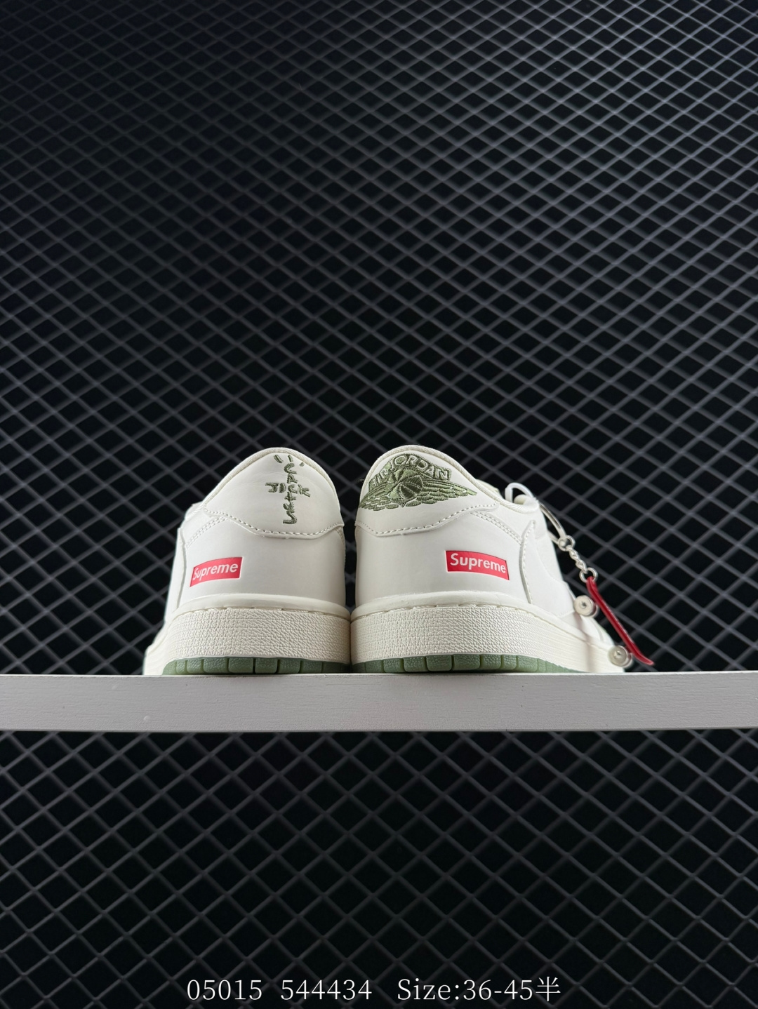 Travis Scott x Air Jordan 1 ” Reverse Mocha “